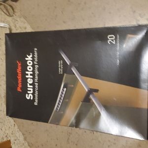 20 Pendaflex Sure Hook Green  Hanging Folders Legal Size